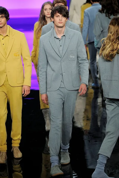 Look 61